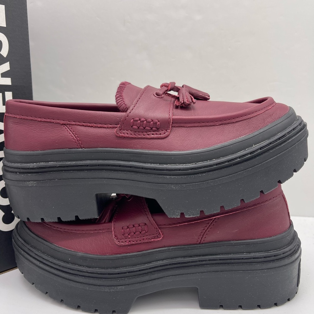 Converse Women's Burgundy Platform Loafers - Picture 16 of 16
